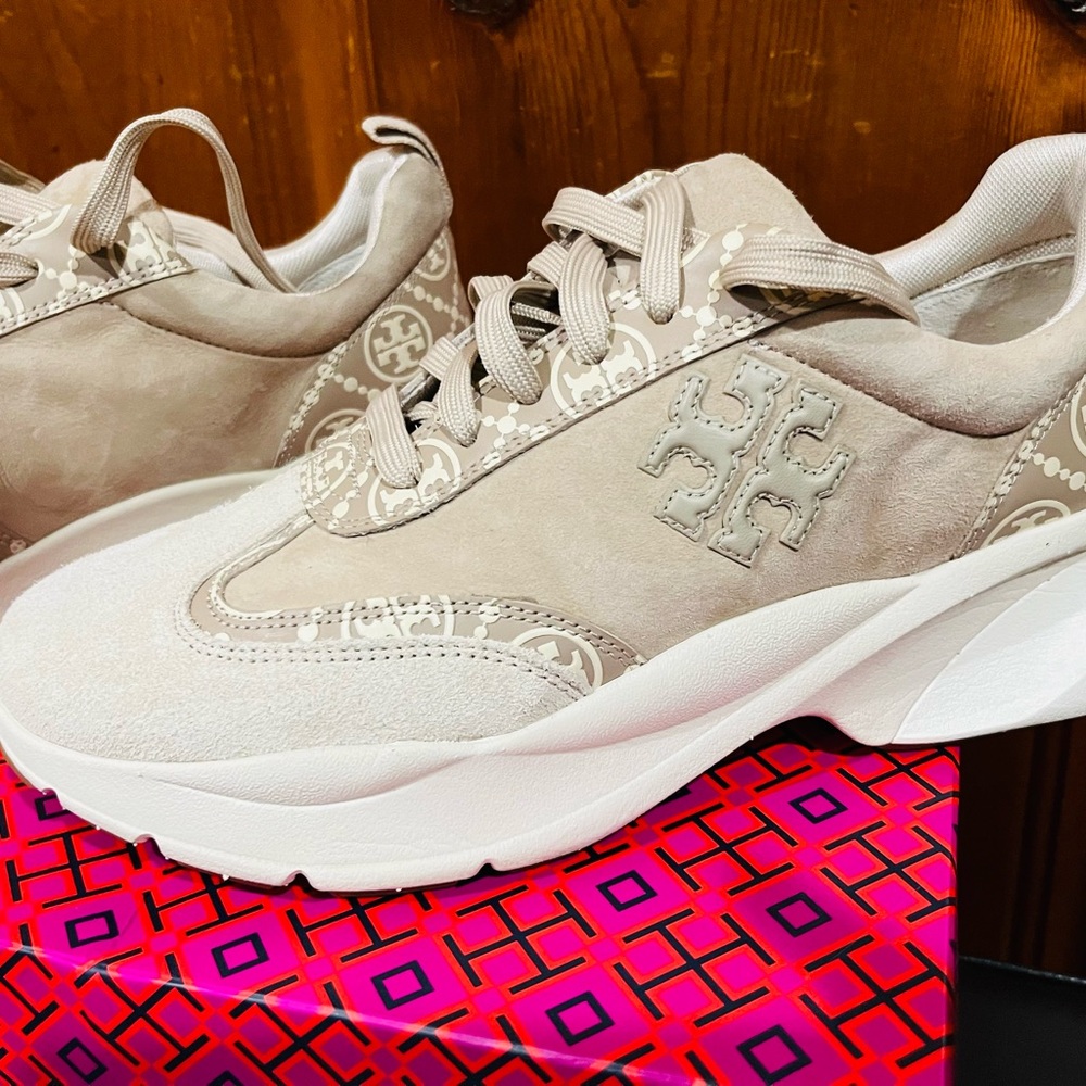 Tory Burch T Monogram Good Luck Light Beige Suede Platform Sneaker